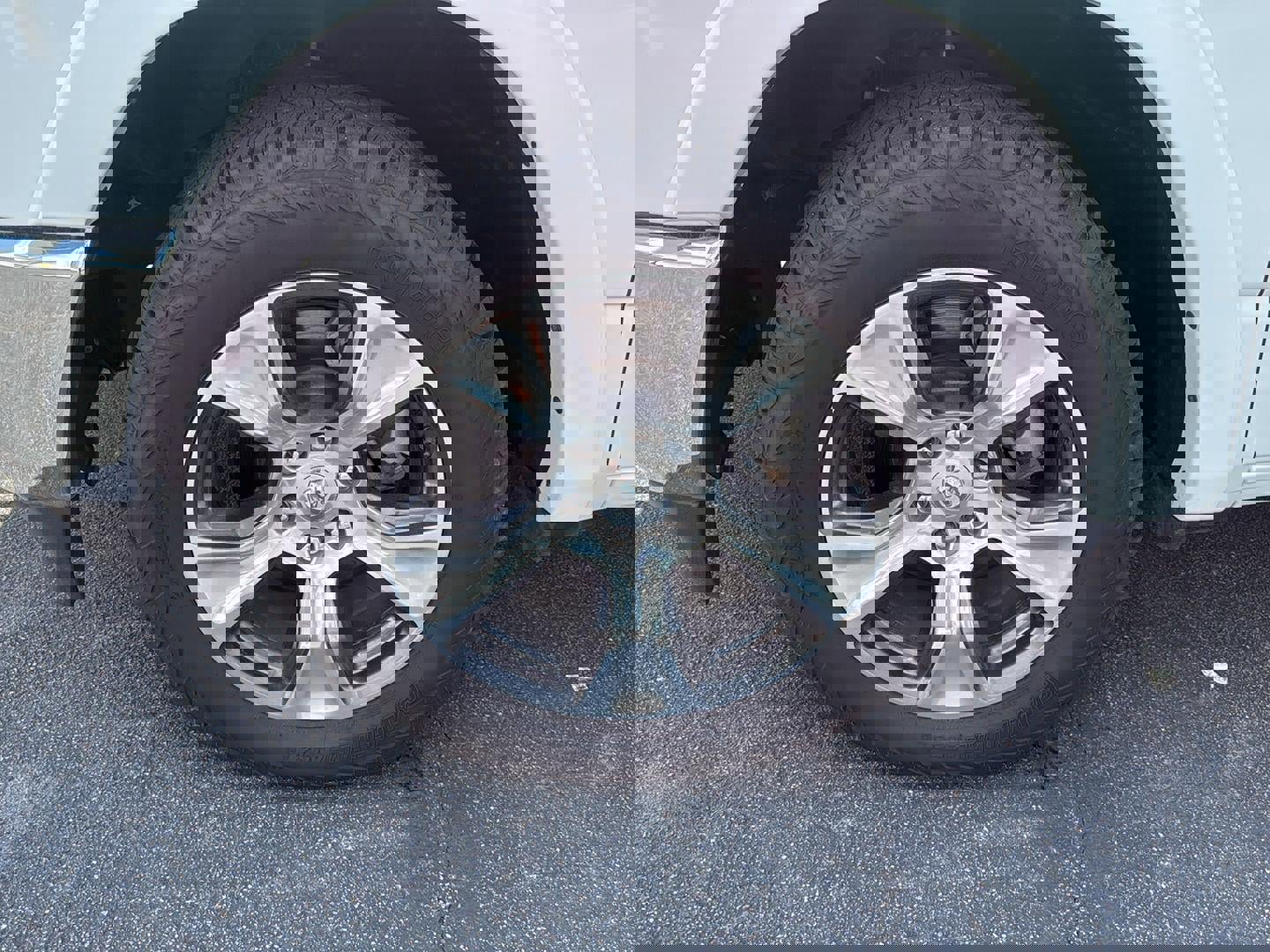 Used 2022 RAM 1500 Laramie image 12