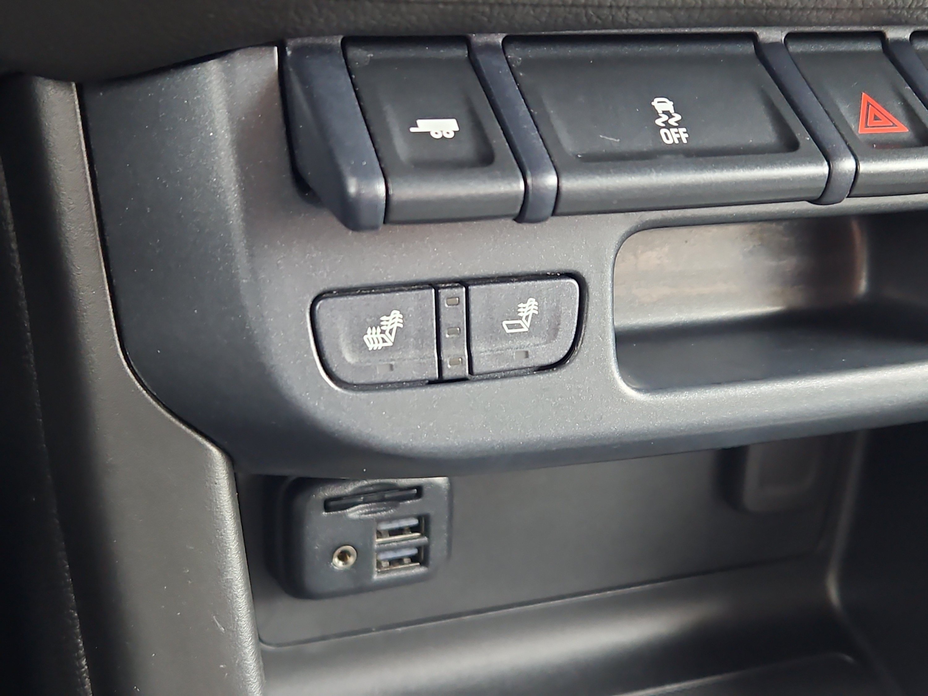 Used 2019 GMC Canyon All Terrain w/ Trailering Package AWD/4WD image 13