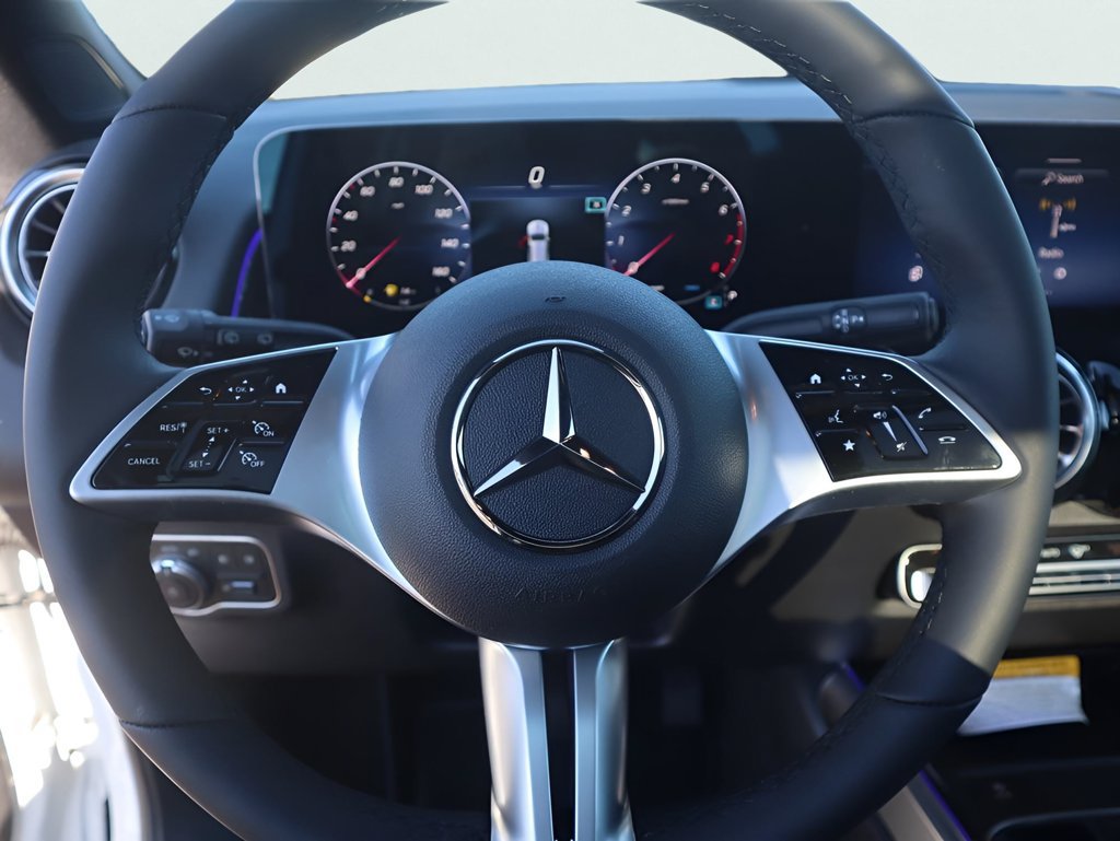 New 2026 Mercedes-Benz GLB 250 4MATIC image 38