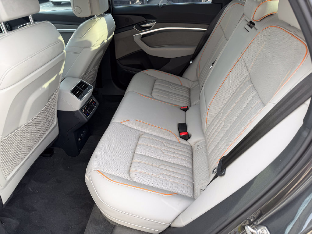 Certified 2024 Audi Q8 e-tron Prestige w/ Prestige Package AWD/4WD image 23