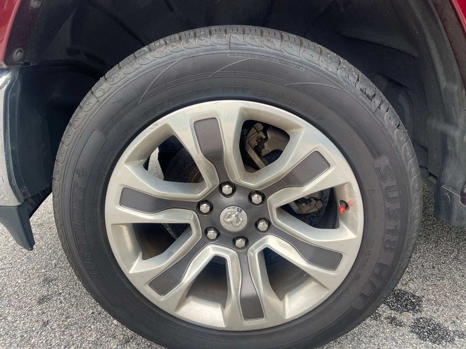 Used 2019 RAM 1500 Limited AWD/4WD image 5