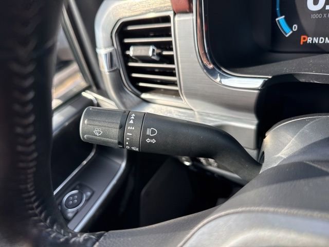 Certified 2022 Ford F150 Lariat w/ Equipment Group 502A High image 29