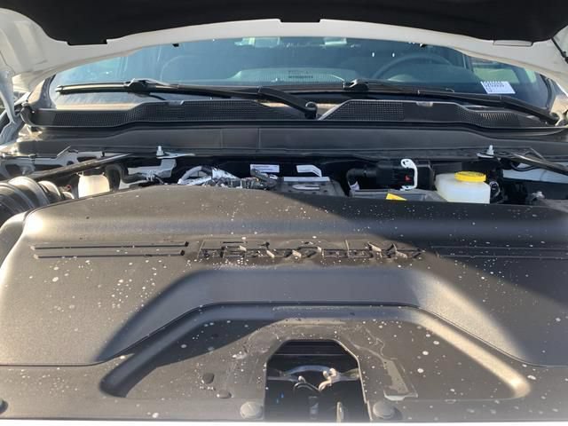 New 2026 RAM 2500 Big Horn AWD/4WD image 13