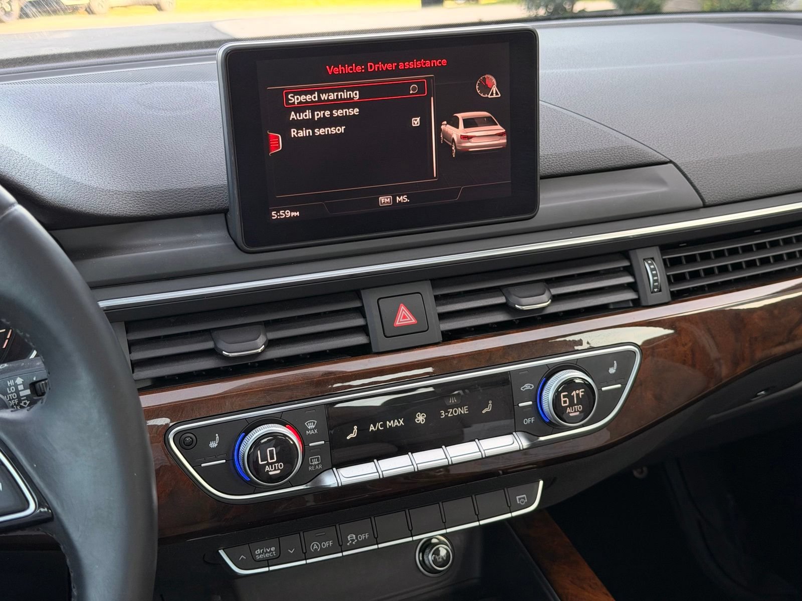 Used 2017 Audi A4 2.0T Ultra Premium FWD image 39