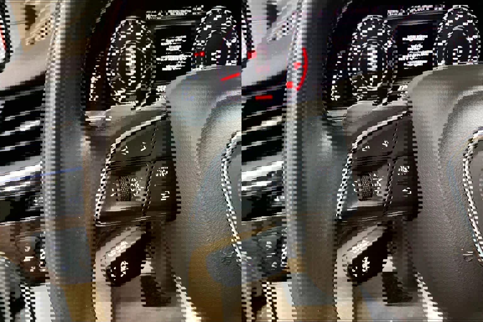 Used 2017 Audi Q7 3.0T Premium Plus w/ Premium Plus Package image 21