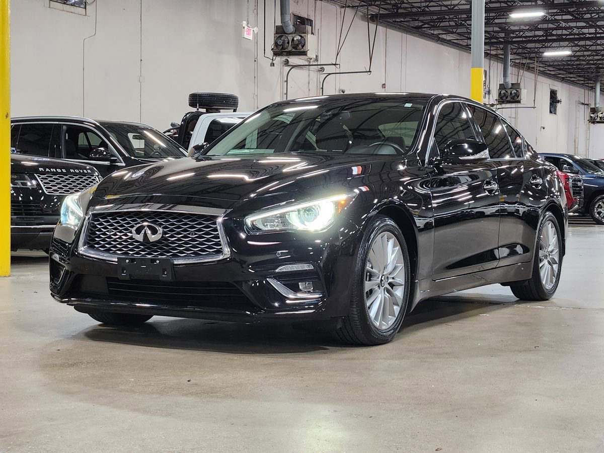 Used 2022 INFINITI Q50 Luxe w/ Cargo Package RWD image 4