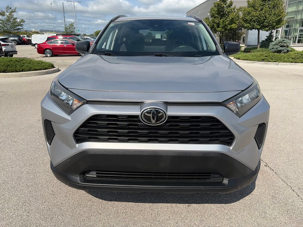 Used 2020 Toyota RAV4 LE w/ All Weather Liner Package AWD/4WD video 2