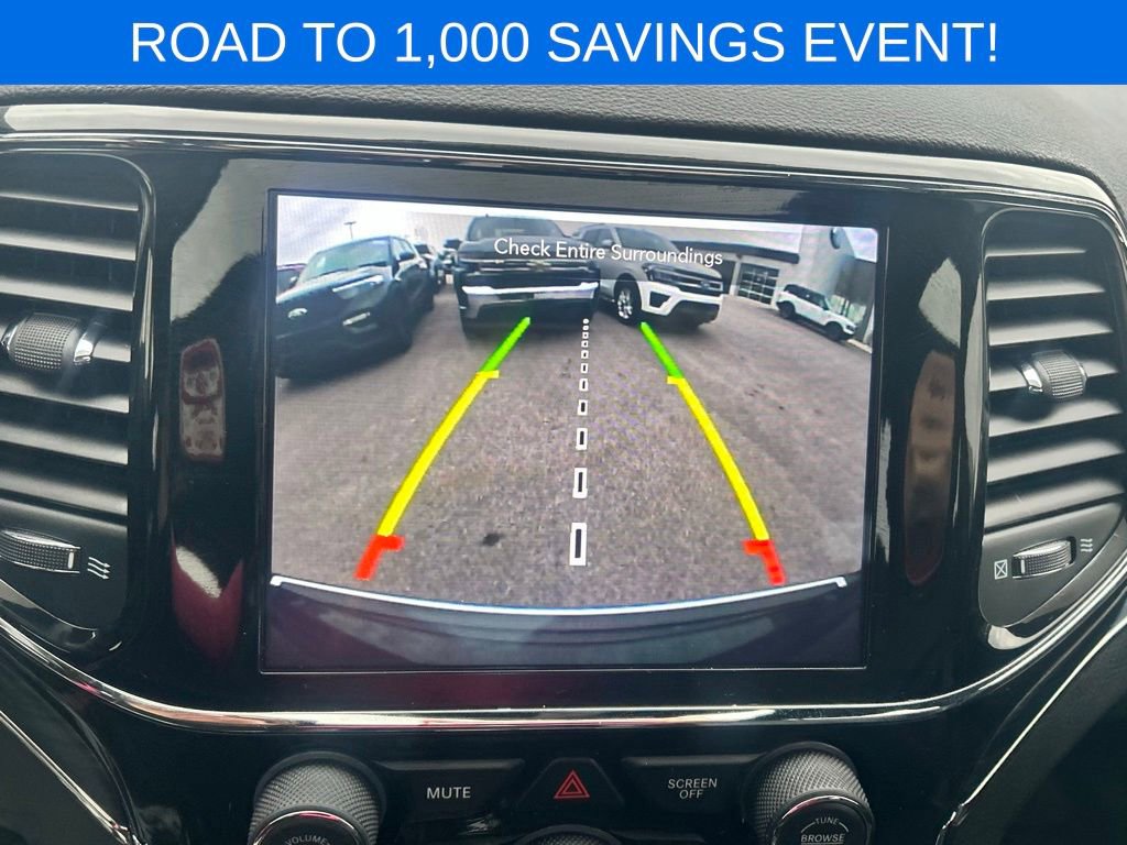 Used 2021 Jeep Grand Cherokee Limited image 40