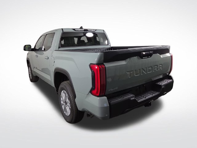 New 2026 Toyota Tundra SR5 w/ SR5 Premium Package AWD/4WD image 10