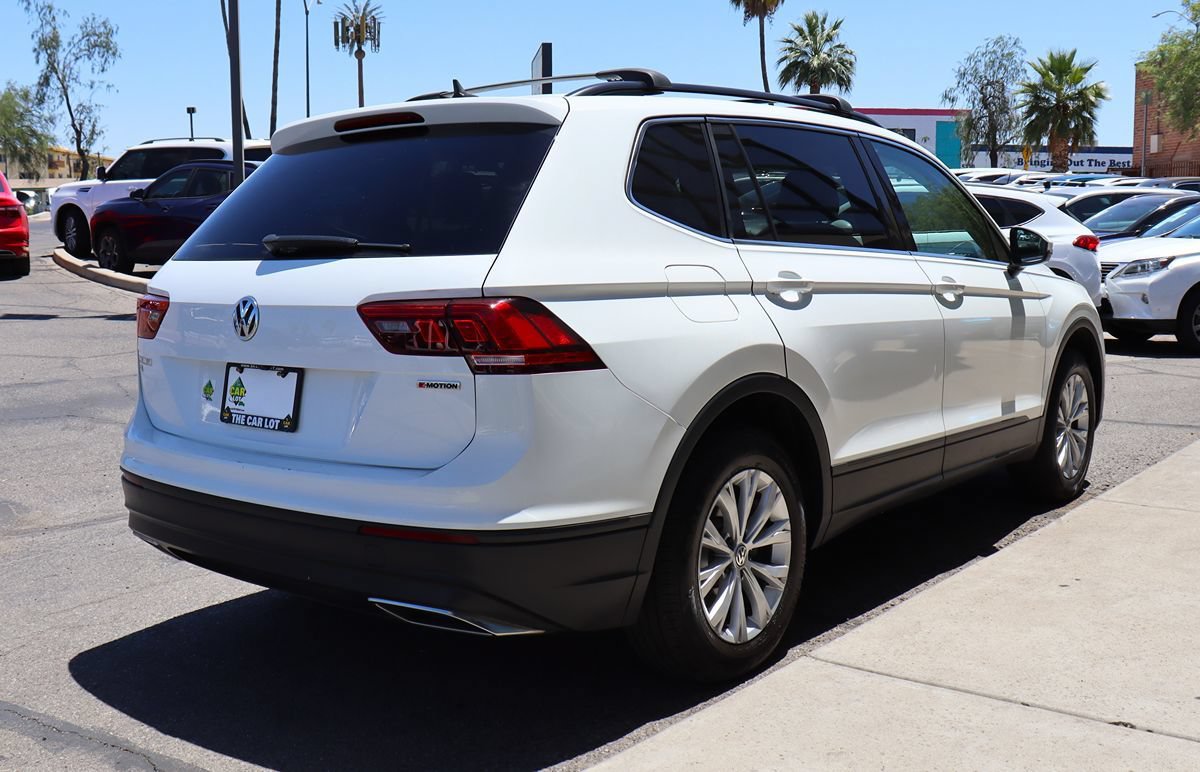 Used 2019 Volkswagen Tiguan SE w/ Panoramic Sunroof Package AWD/4WD image 13