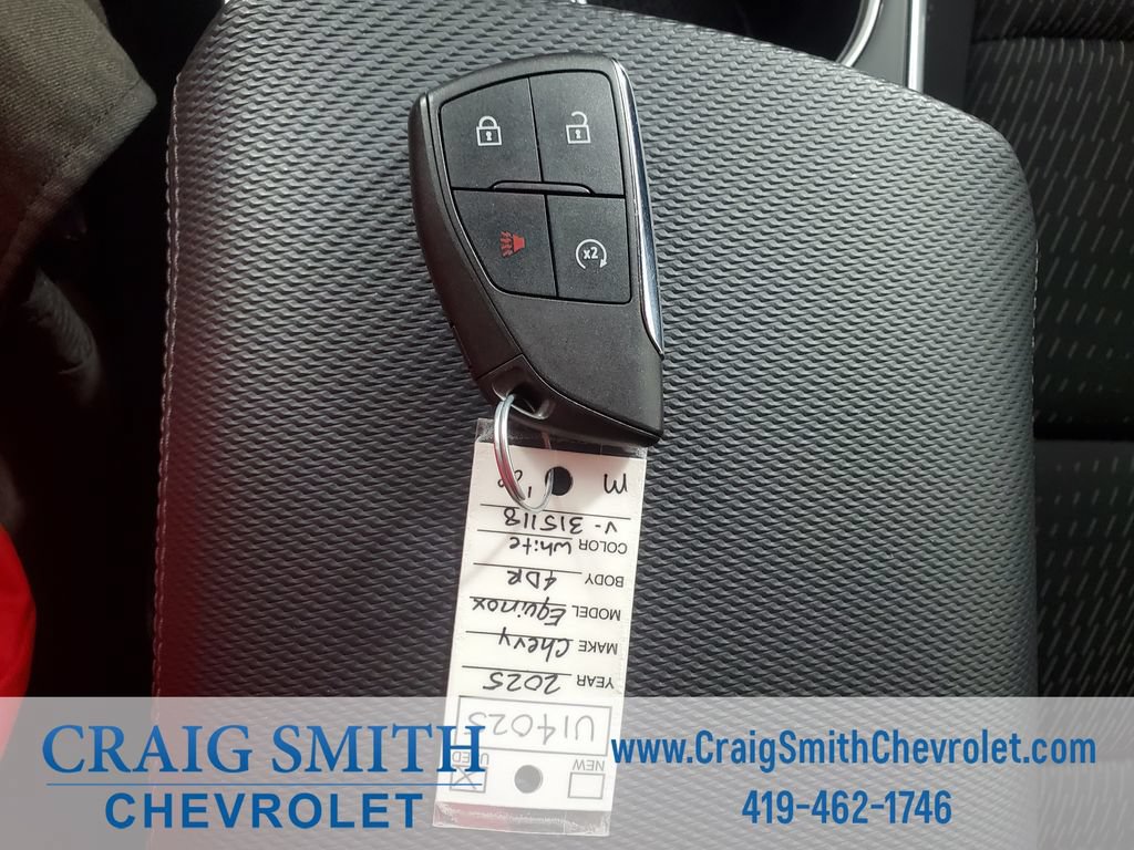 Used 2025 Chevrolet Equinox LT FWD image 29