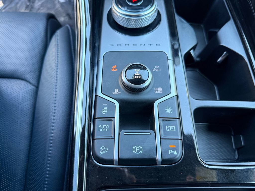 Used 2022 Kia Sorento SX Prestige w/ Panoramic Sunroof Package image 20