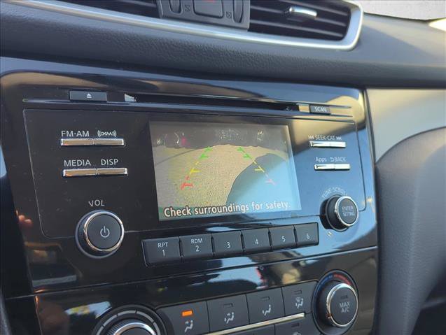 Used 2016 Nissan Rogue S FWD image 21