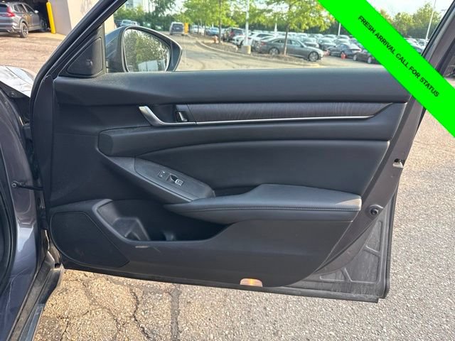 Used 2018 Honda Accord Touring image 15