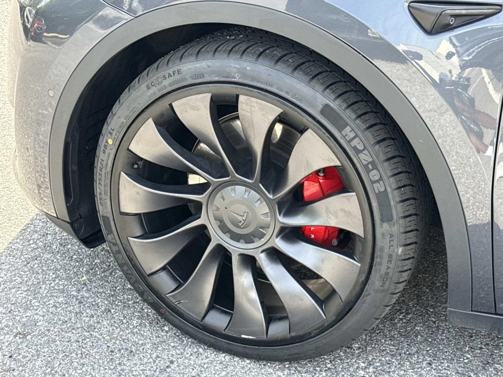 Used 2022 Tesla Model Y Performance AWD/4WD image 40