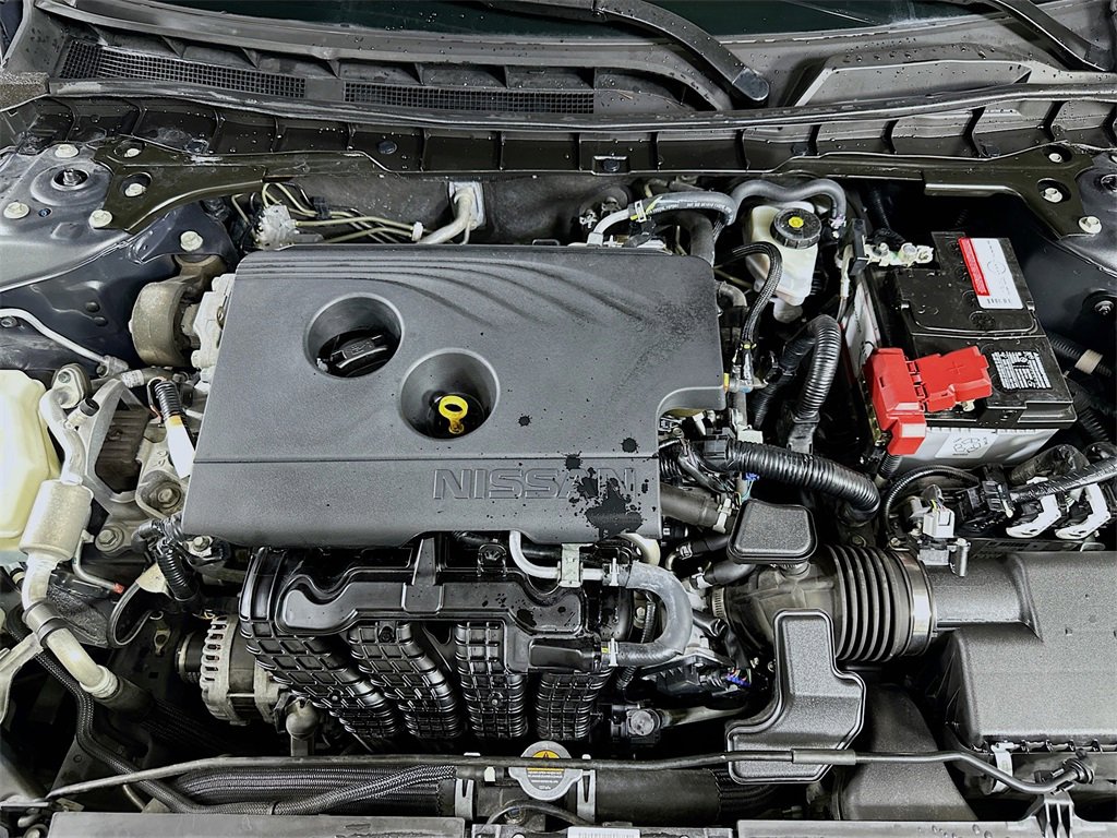 Used 2020 Nissan Altima 2.5 SR w/ Premium Package image 9