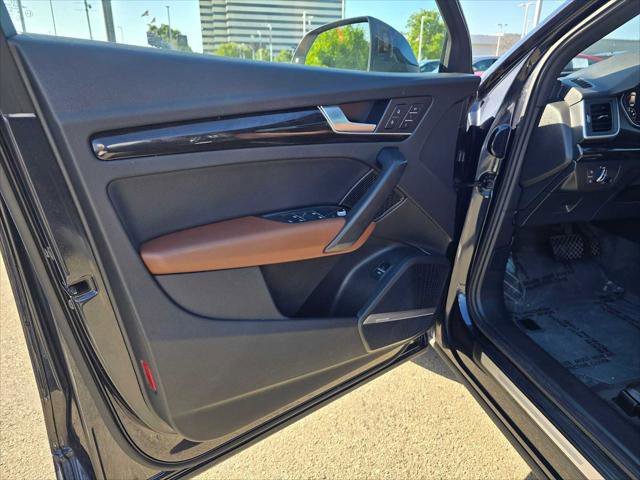 Used 2018 Audi Q5 2.0T Premium Plus AWD/4WD image 19