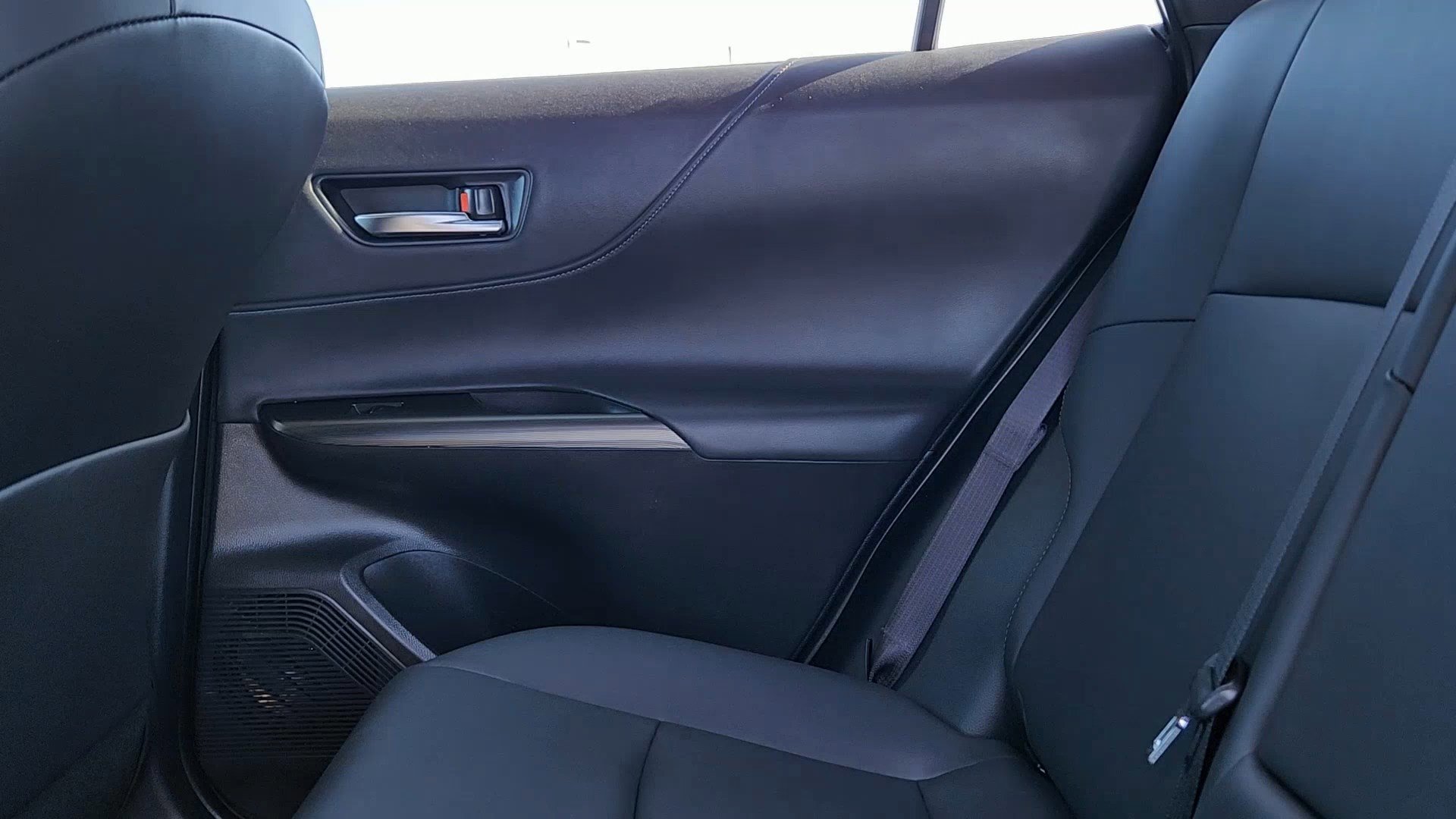 Used 2024 Toyota Venza Nightshade AWD/4WD image 17
