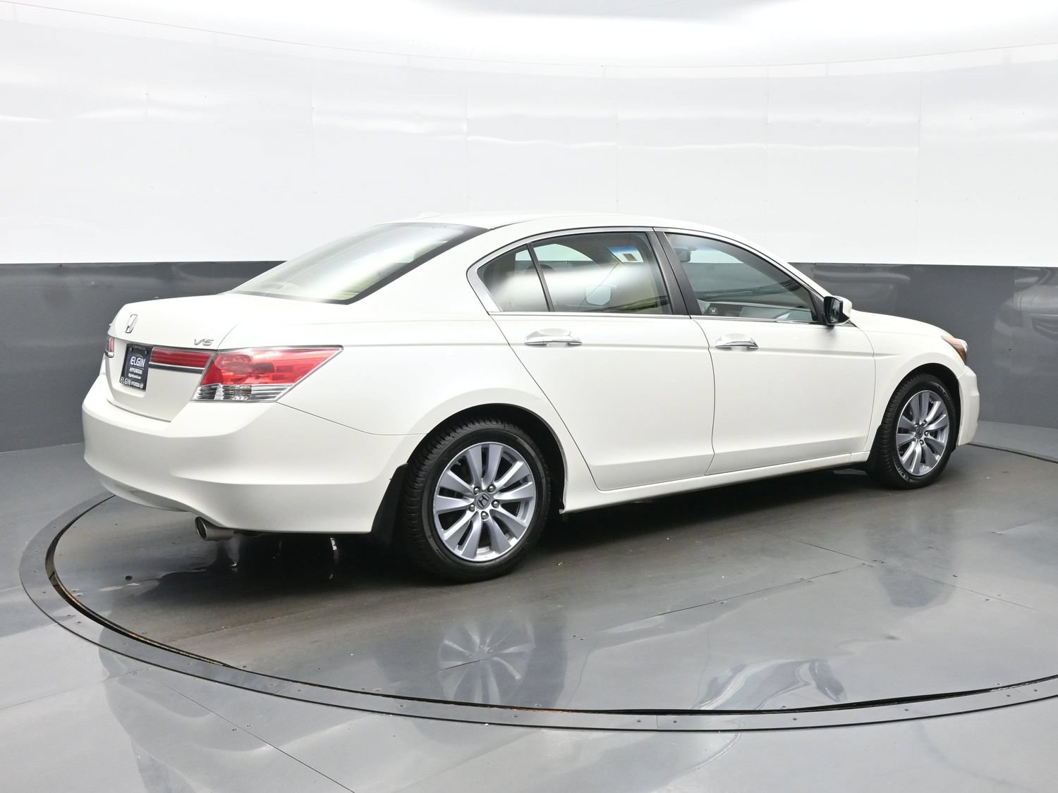 Used 2011 Honda Accord EX-L image 6
