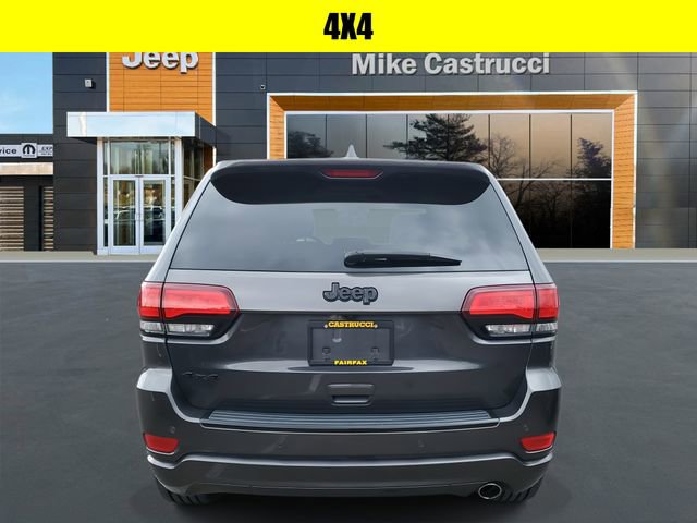Used 2018 Jeep Grand Cherokee Altitude image 5