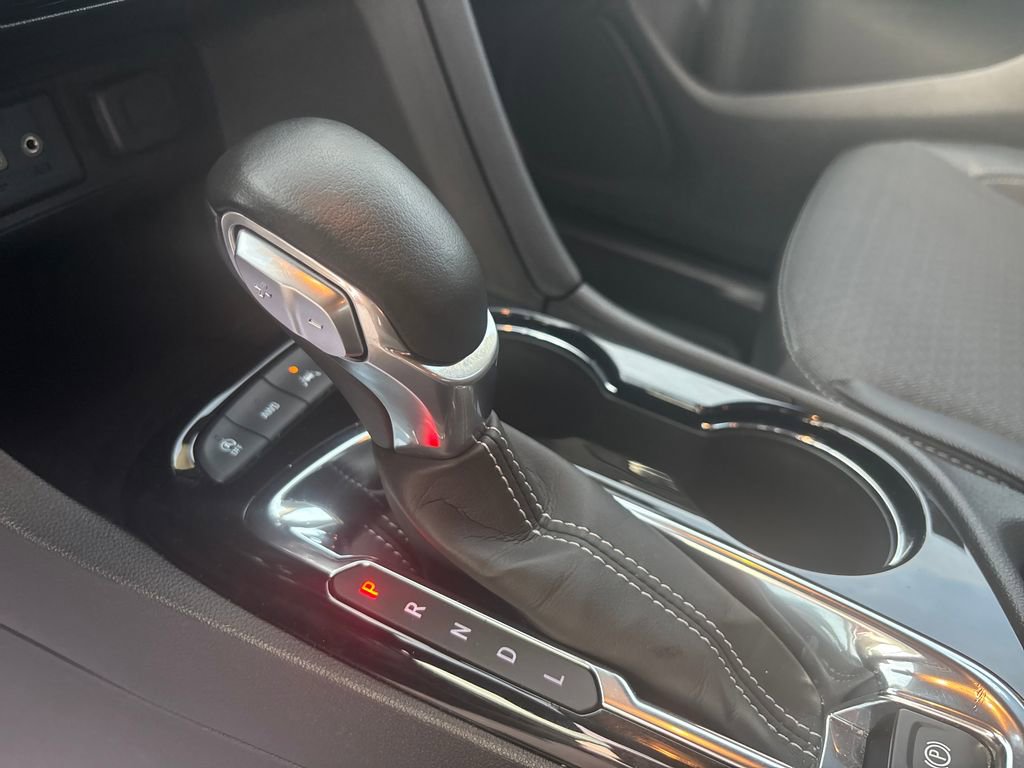 Used 2023 Buick Encore GX Select image 28