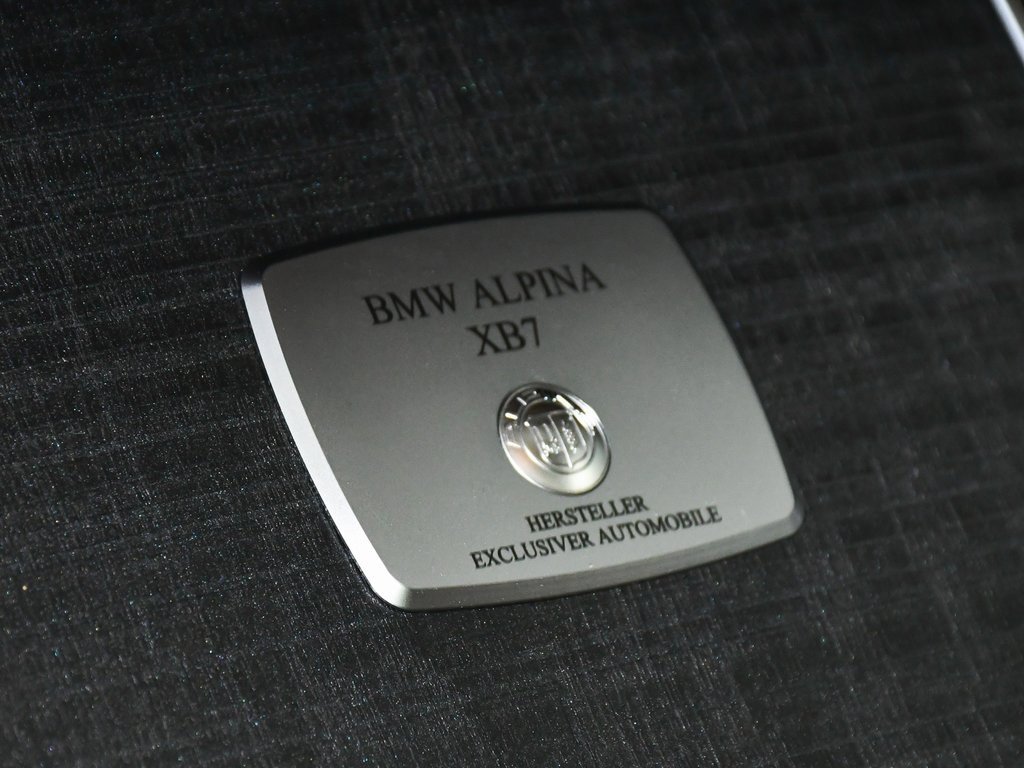 Used 2024 BMW ALPINA XB7 image 59