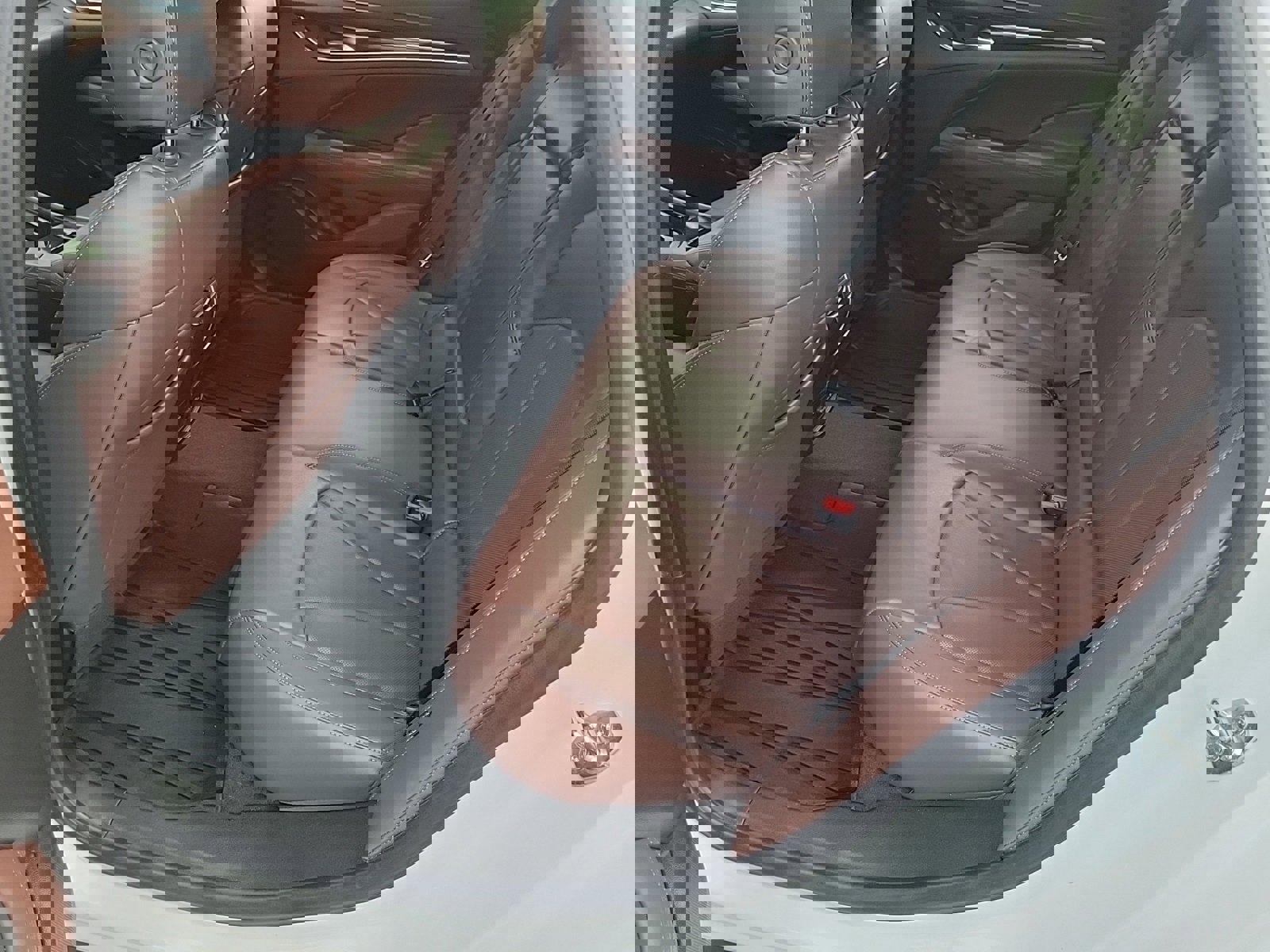 Used 2019 Buick LaCrosse Avenir w/ Driver Confidence Package II image 14