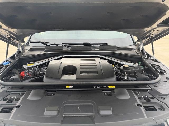 Used 2023 Land Rover Range Rover Sport SE AWD/4WD image 19