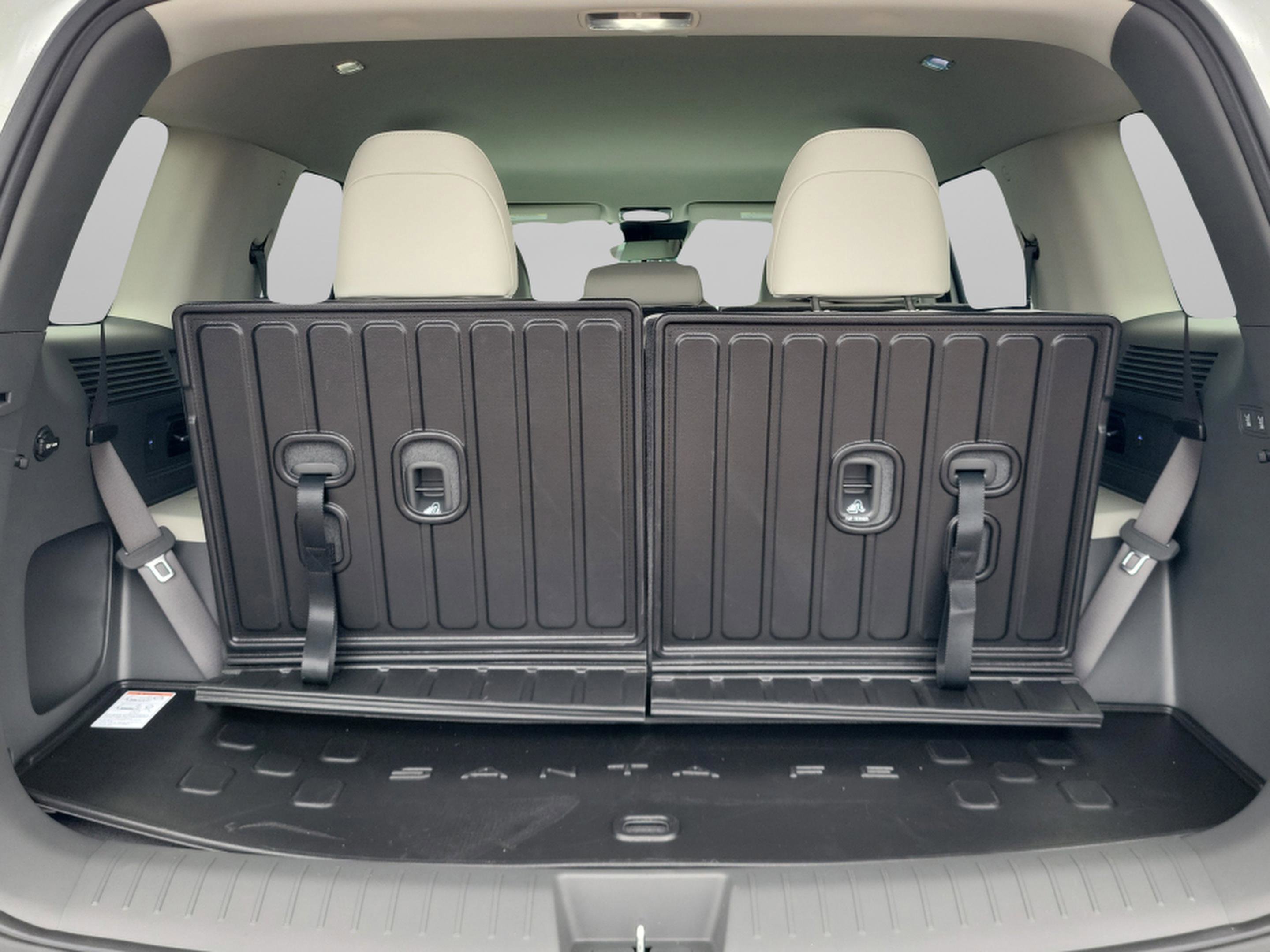 New 2026 Hyundai Santa Fe SEL FWD image 7