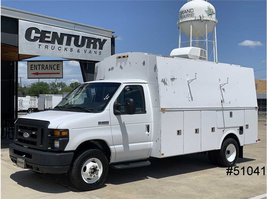Used 2015 Ford E-450 and Econoline 450 Super Duty w/ Power Windows & Locks Group video 1