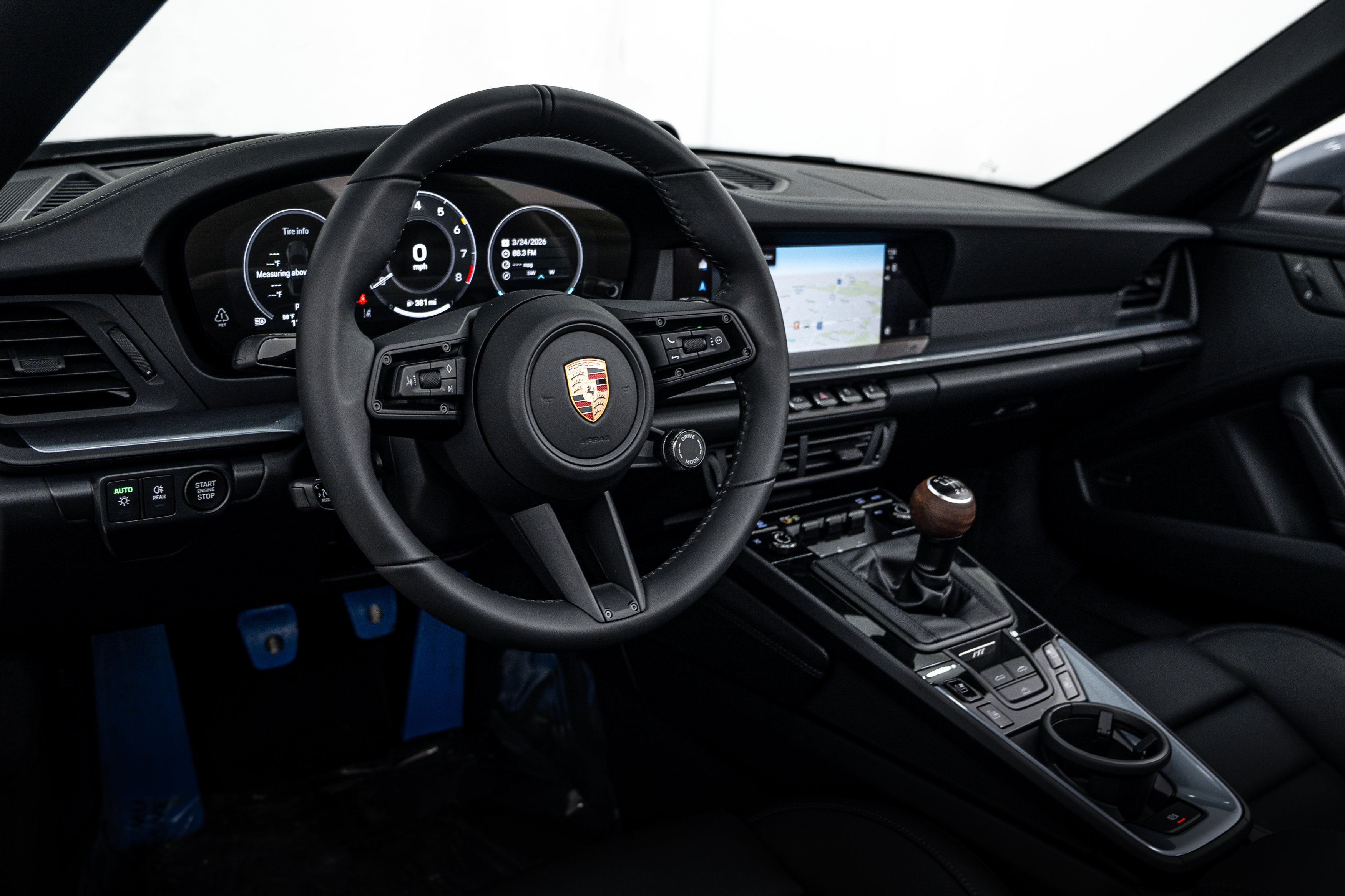 New 2026 Porsche 911 Carrera T image 4