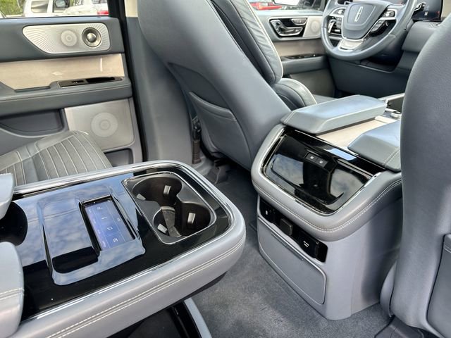 Certified 2023 Lincoln Navigator Black Label AWD/4WD image 39