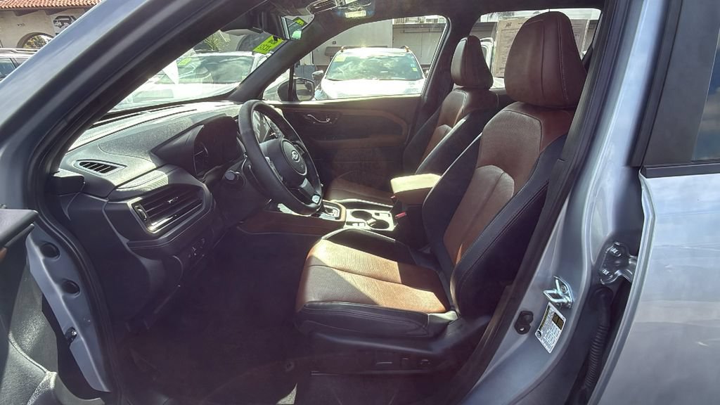 Certified 2025 Subaru Forester Touring w/ Popular Package - Touring AWD/4WD image 17