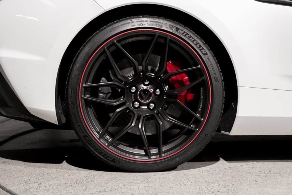 Used 2023 Chevrolet Corvette Z06 RWD image 30