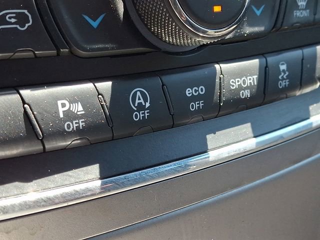 Used 2020 Jeep Grand Cherokee Laredo AWD/4WD image 23