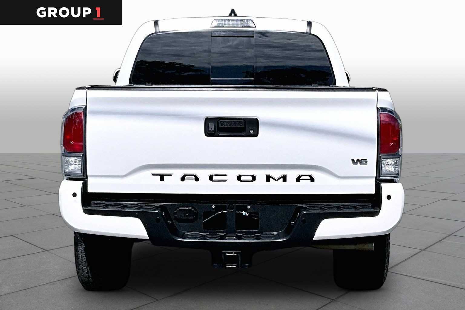 Used 2020 Toyota Tacoma TRD Off-Road w/ Technology Package AWD/4WD image 8