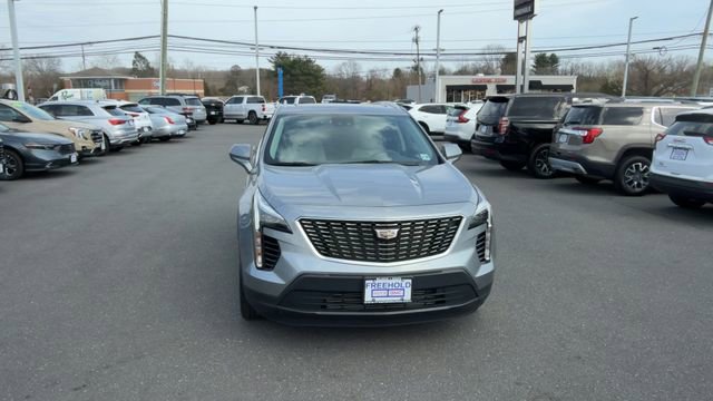 Used 2023 Cadillac XT4 Luxury w/ Cold Weather Package image 7