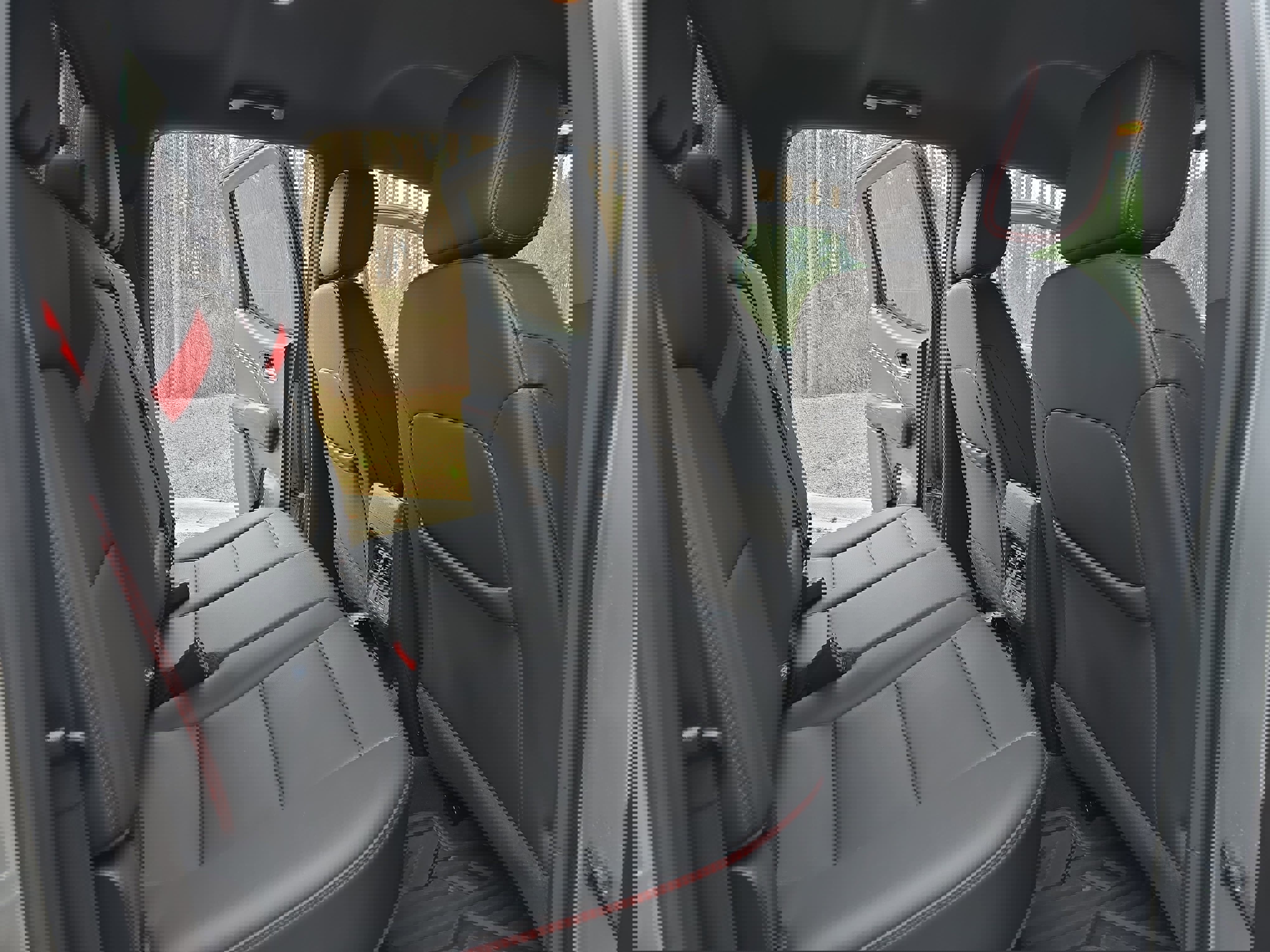 Used 2023 Chevrolet Colorado Z71 w/ Z71 Convenience Package 2 image 11