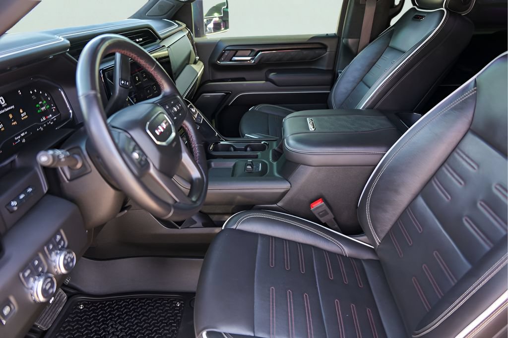 Used 2025 GMC Sierra 2500 AT4X AWD/4WD image 12