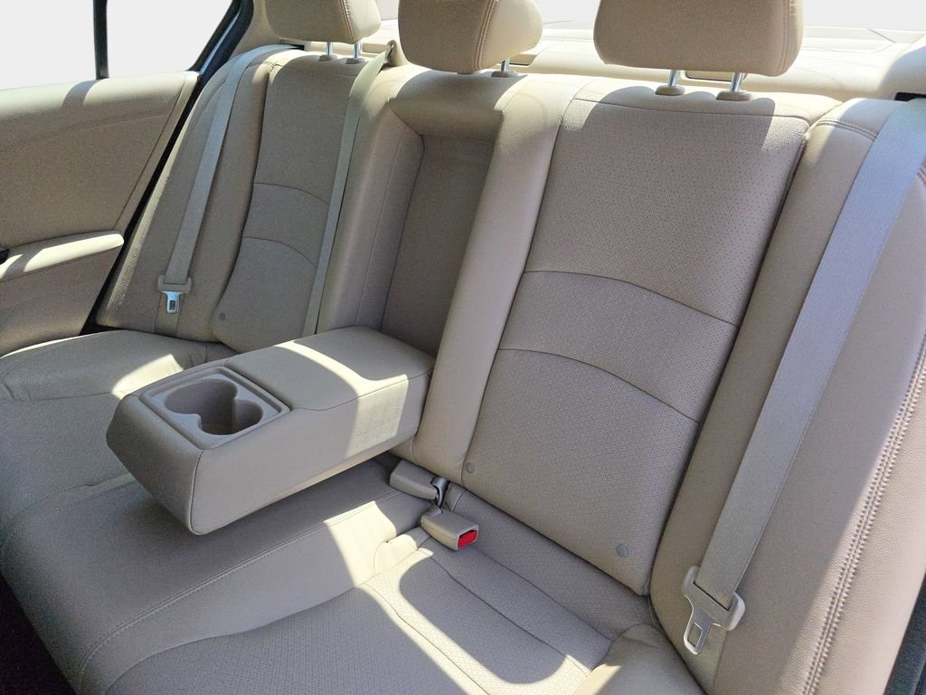 Used 2015 Honda Accord EX-L image 16