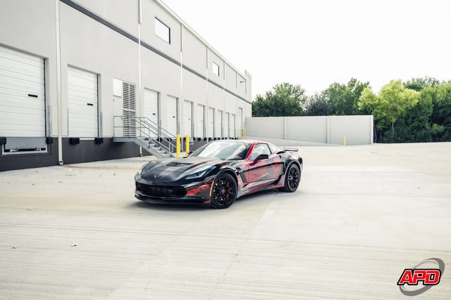 Used 2015 Chevrolet Corvette Z06 w/ 3LZ Preferred Equipment Group RWD image 11