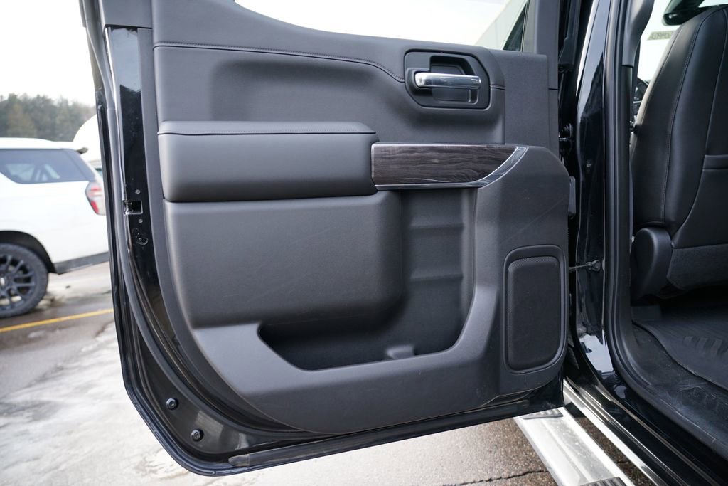 Used 2020 Chevrolet Silverado 1500 LTZ w/ LTZ Premium Package image 21