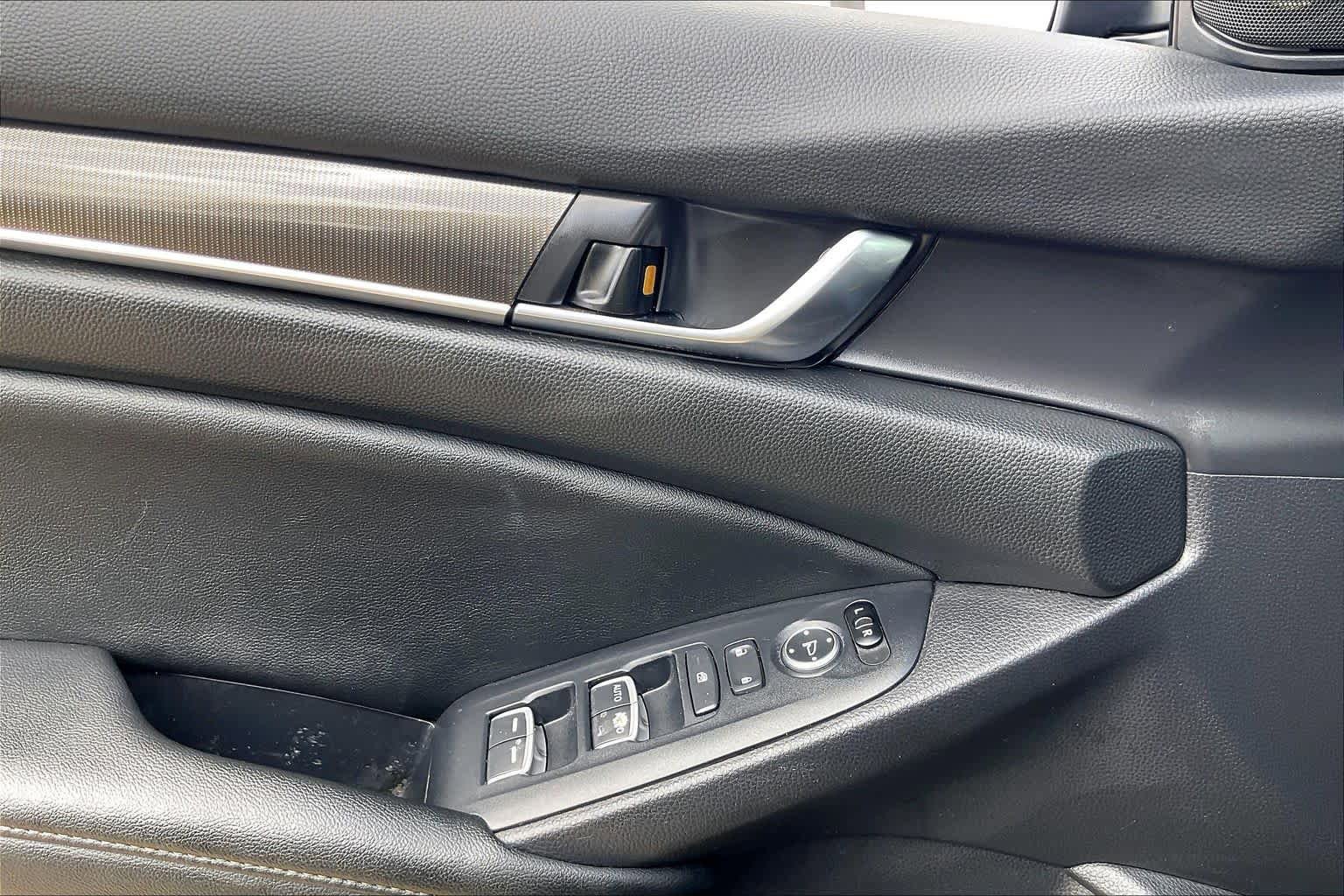 Used 2022 Honda Accord Sport image 34