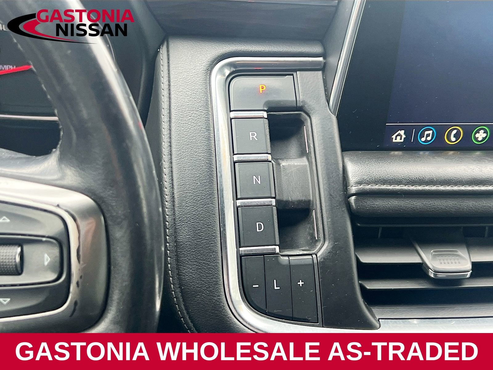 Used 2021 Chevrolet Suburban LT image 17