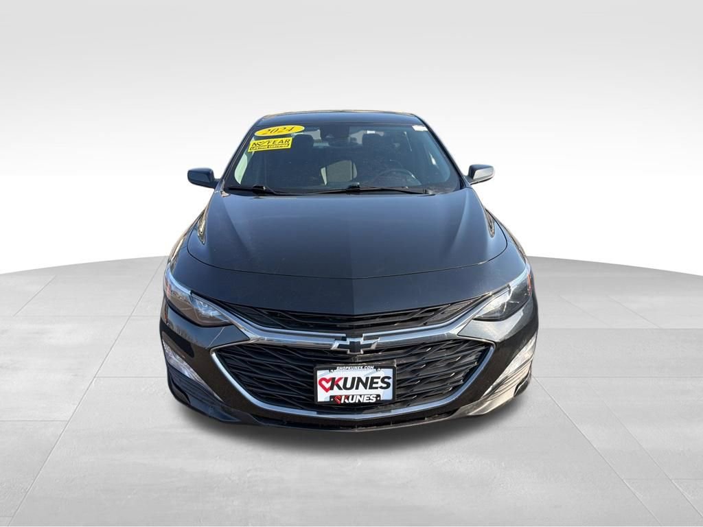 Used 2024 Chevrolet Malibu LT w/ Midnight Edition FWD image 4