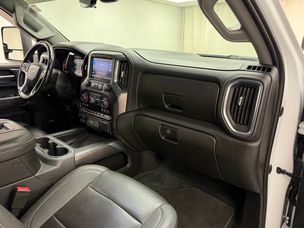 Used 2021 Chevrolet Silverado 3500 LTZ w/ LTZ Premium Package AWD/4WD image 11