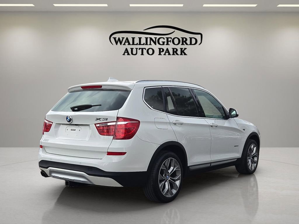 Used 2016 BMW X3 xDrive28i AWD/4WD image 4