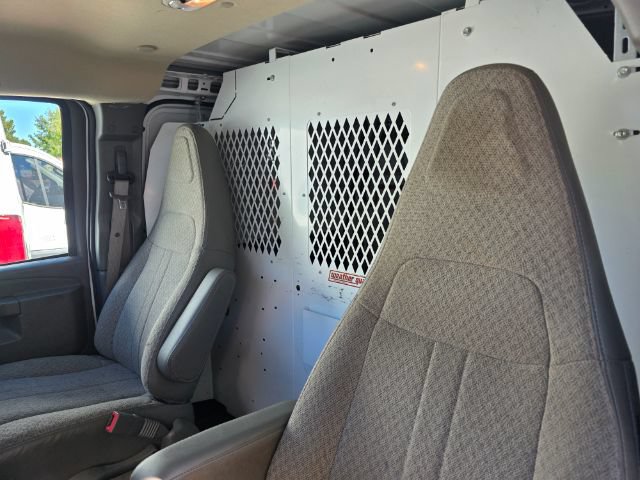 Used 2022 GMC Savana 2500 w/ Driver Convenience Package RWD image 7