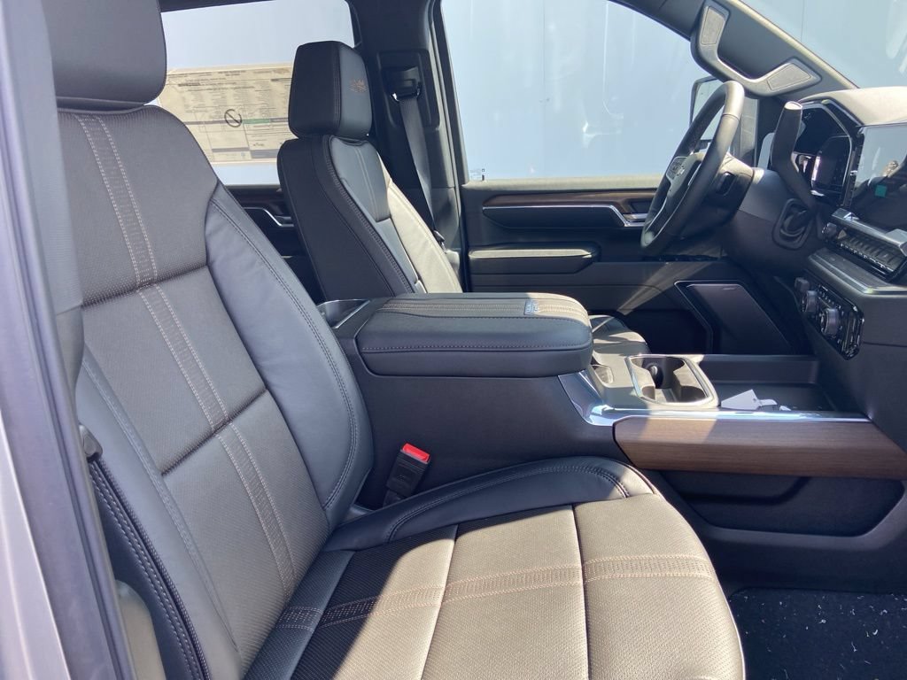 New 2025 Chevrolet Silverado 2500 High Country w/ Technology Package AWD/4WD image 7