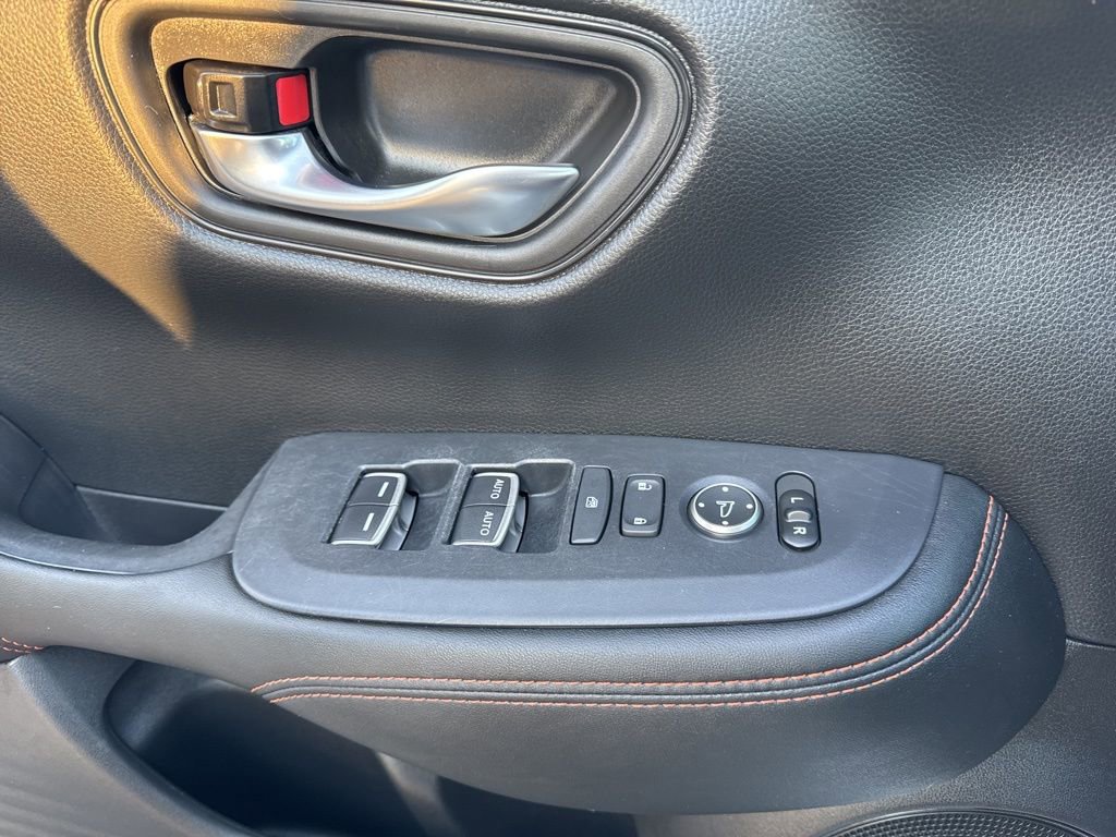 Used 2024 Honda HR-V Sport image 18